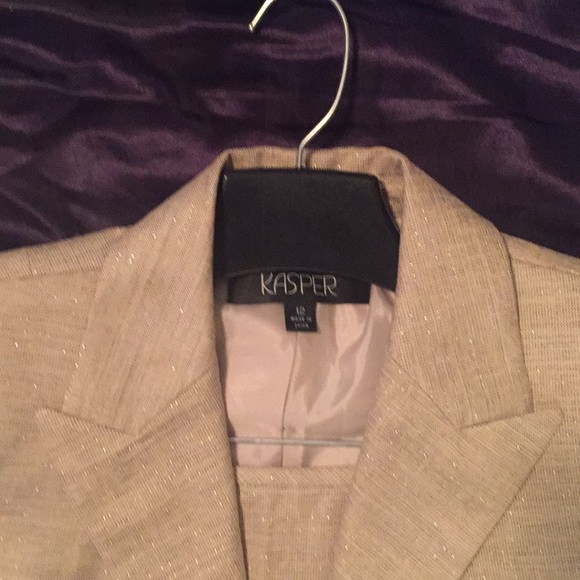Kasper Suit Gold Size 12. - Picture 2 of 4